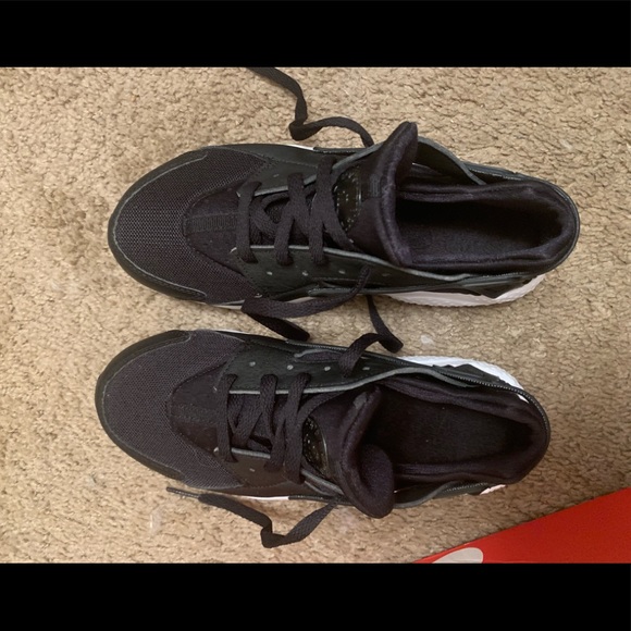 Nike Other - Nike Huarache Run